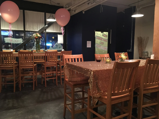 Backyard Social图片